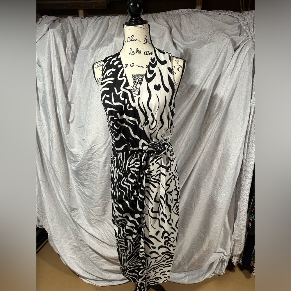 vest dress.